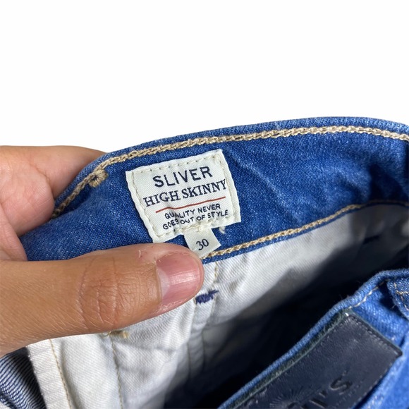 Made and crafted Levi Silver High Skinny Medium Wash Jeans Raw Hem sz 30 - Picture 8 of 8